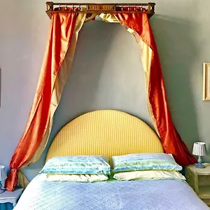  Bed & Breakfast Palazzo Malaspina